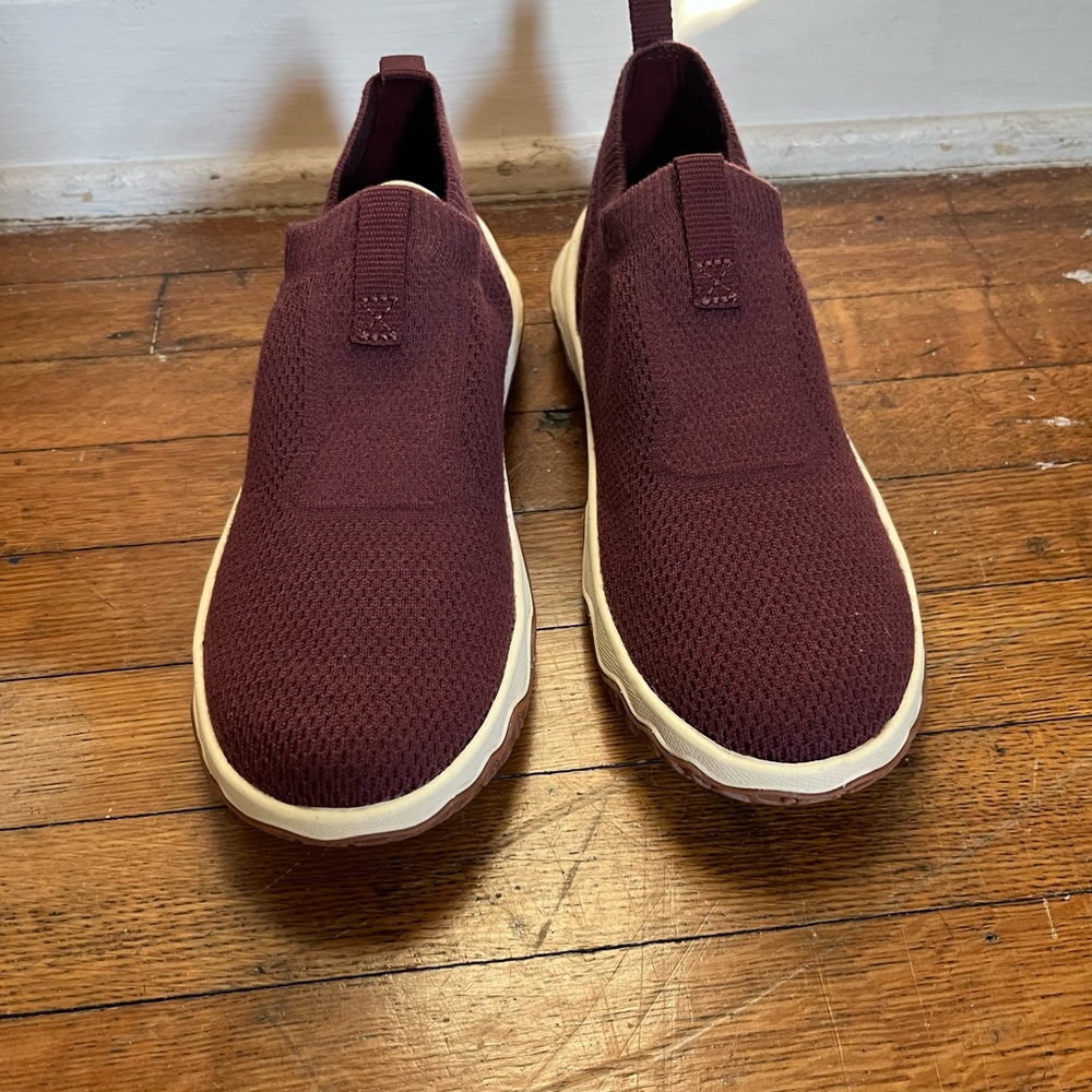 LL Bean Women's Day Venture Slip-Ons in burgundy women’s size 7.5 - Picture 4 of 8